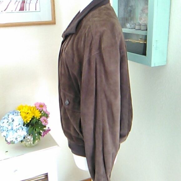 Bruno Magli Vintage Soft Suede Jacket - Picture 4 of 14
